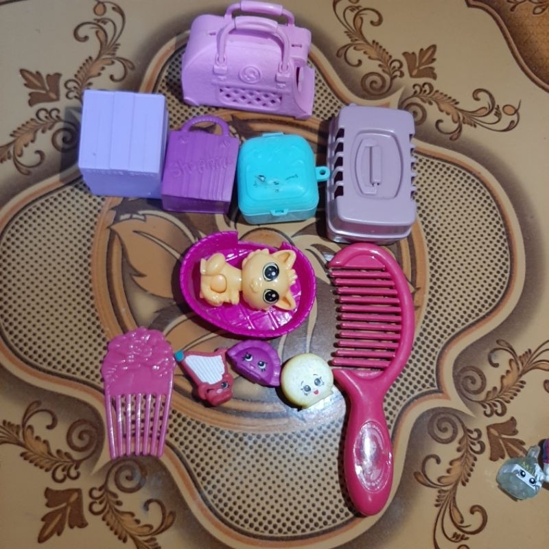 Aksesoris barbie kandang miniatur hewan, tas shopkins , kotak moose dll