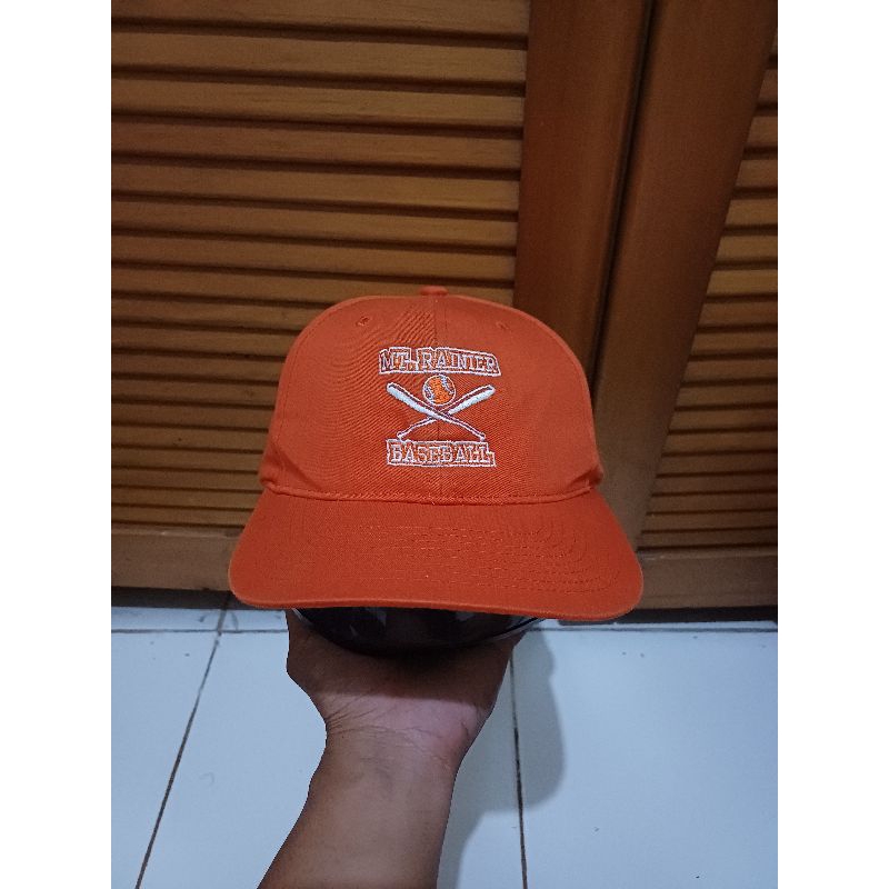 Topi Baseball Cap MT Rainier Vtg