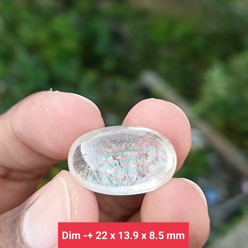 BATU KECUBUNG AIR PELANGI KALIMANTAN ( NATURAL QUARTZ )