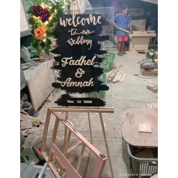 

KODE Y67C Wooden easel 12 cmStanding tripod kayustand lukis