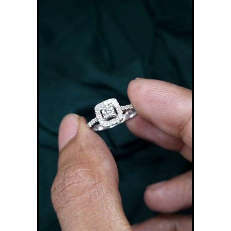 Cincin berlian center banjar 0,17crt ring emas 2,7grm original 3B68