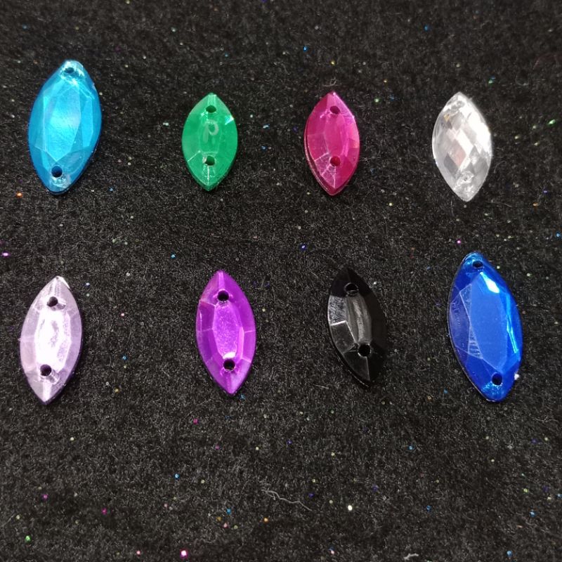 Payet Kristal jahit Akrilik bentuk daun