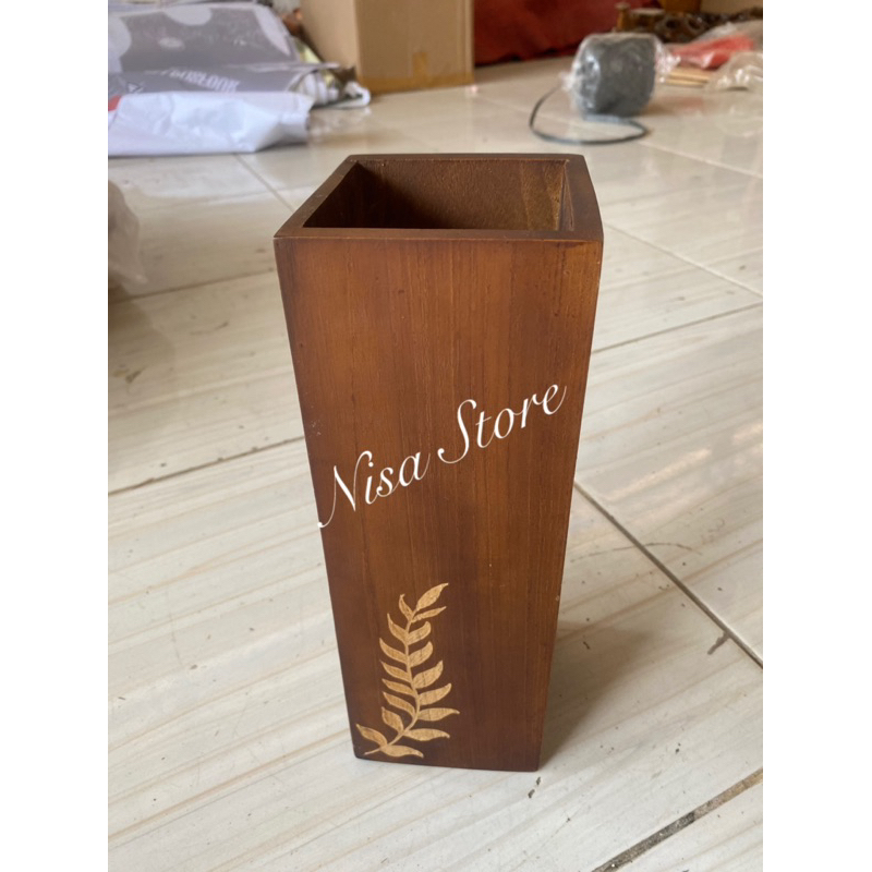 Vas bunga kayu jati/vas bunga kotak kayu jati/vas bunga meja/vas bunga estetik/vas bunga unik