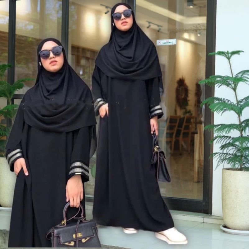 Abaya jubah Hitam polos/Gamis Jubah wolfis premium tali pinggang kekinian/Abaya jubah Hitam Polos le