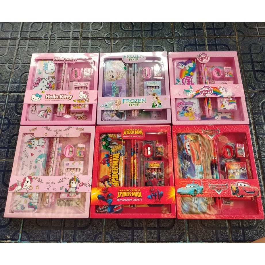 

HEMAT BESARBESARAN 1 Set Alat Tulis Anak YOYO 816 Motif Spiderman Cars Frozen Hellokitty