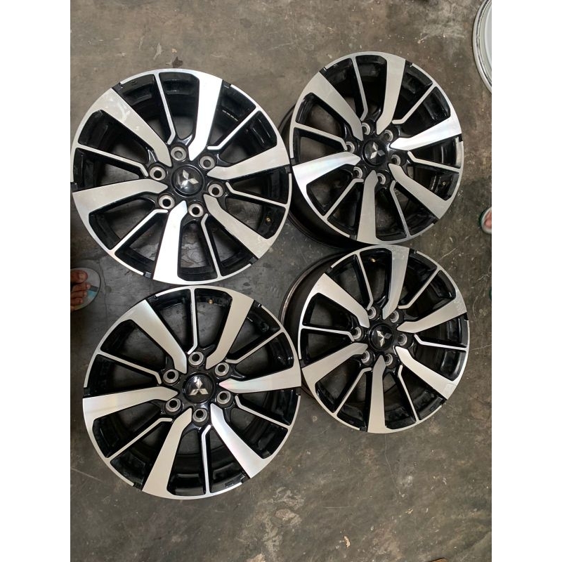 Velg Oem Mobil Pajero Sport Dakar R18 Ring 18