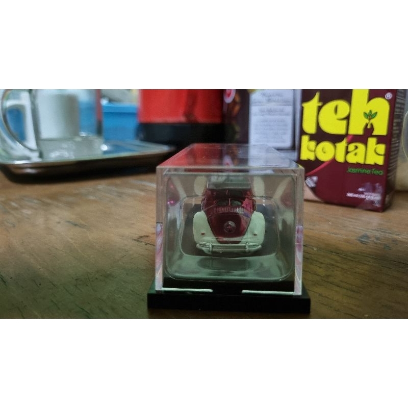 Hot Wheels RLC Kawa Bug Pink