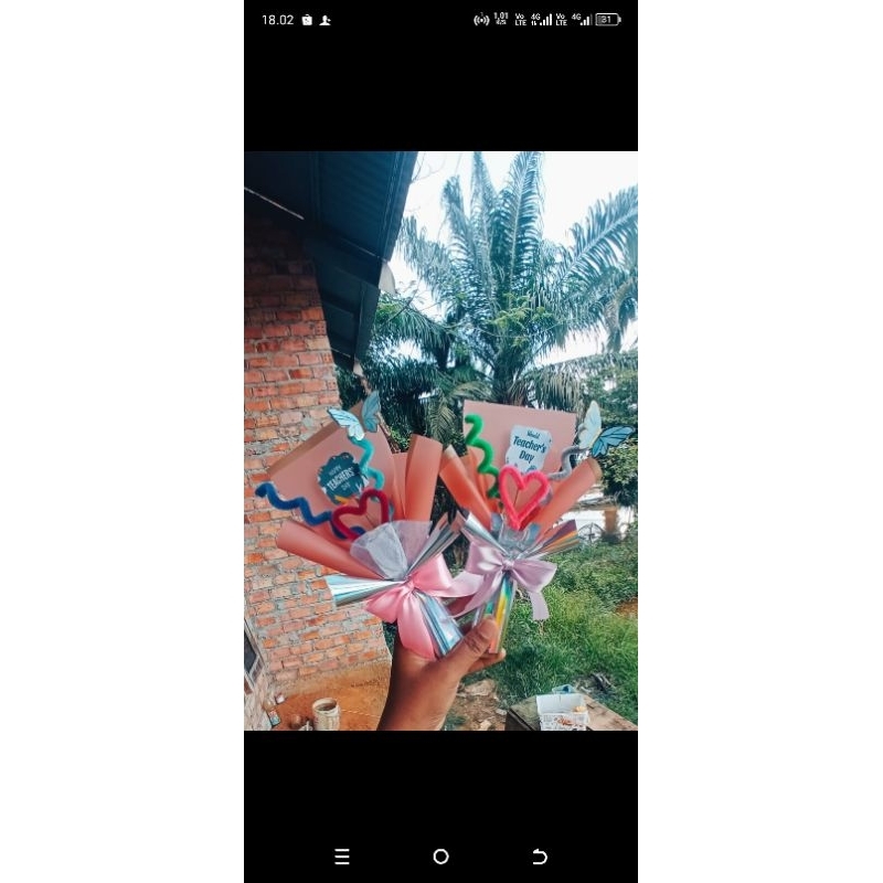 

buket mini hari guru kawat bulu