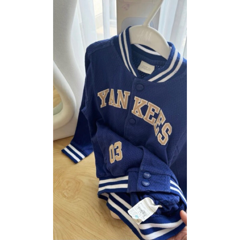 Varsity MLB anak