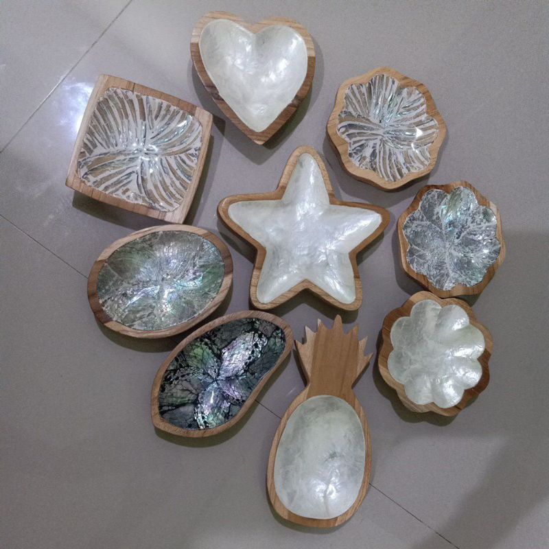 MANGKOK Kulit kerang kombinasi kayu jati
