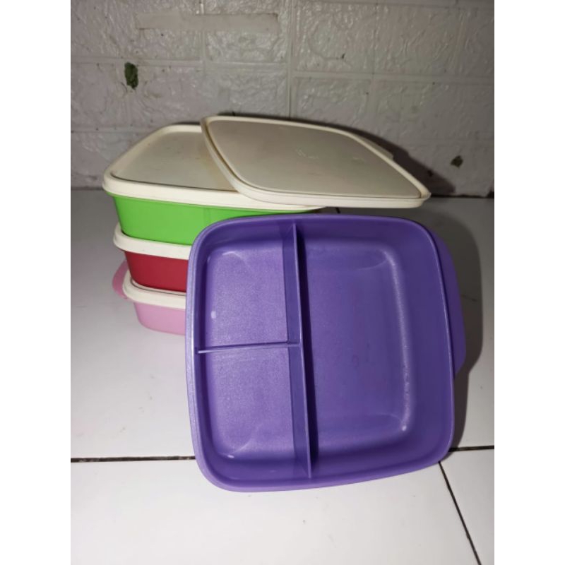 Tupperware Bontot Sekat (Loly)