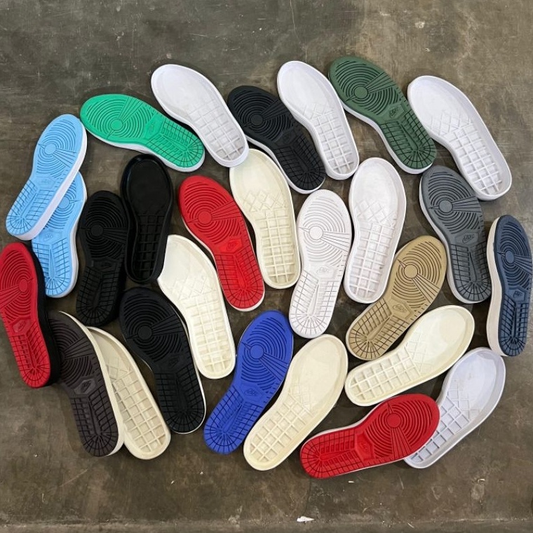 KODE R57X outsole Nike warna terlengkap size 3643