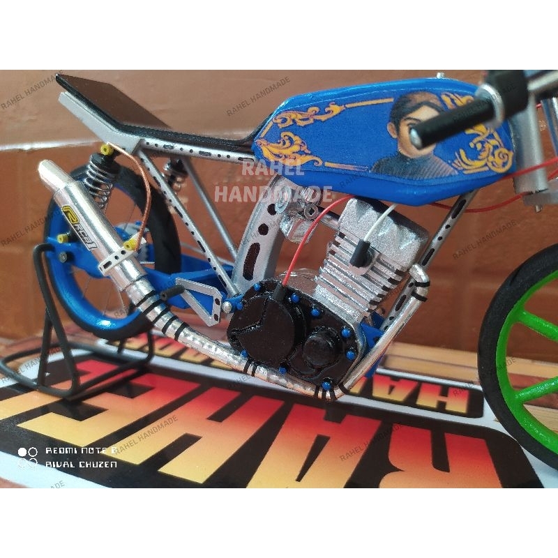 Miniatur drag GL pajangan dijamin realpic skala 1:12