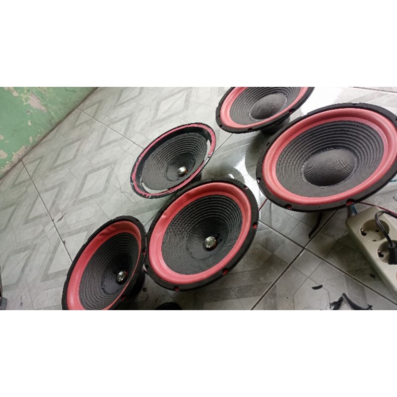 speaker copotan 4-6 in minus daun dan body speaker keadaan hidup