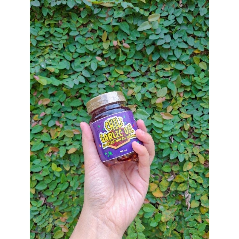 

GARLIC CHILI OIL MINYAK CABE 180gr