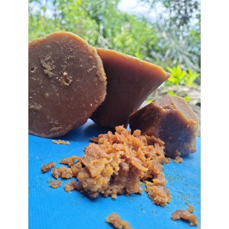 

gula aren / gulmer asli 100% khas Kalimantan selatan berat 1 kg