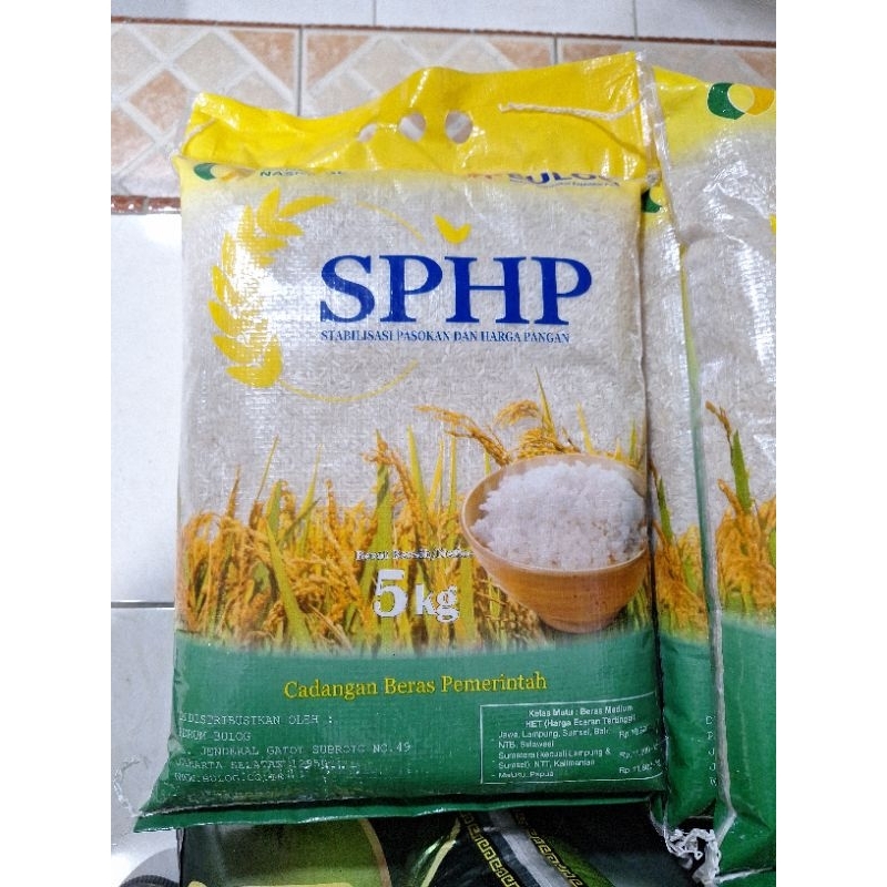 

Beras Kualitas Premium dari Pertanian Terbaik