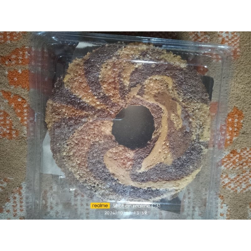 

bolu batik 1 loyang ukuran 16 cm ready setiap hari