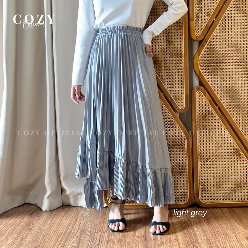 KEENARA ROK PLISKET ASIMETRIS | Midi Skirt