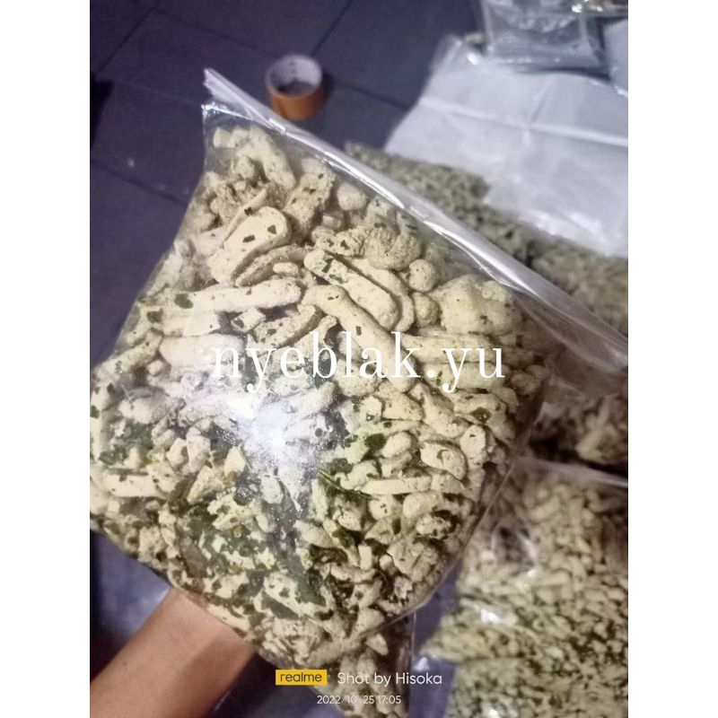 

Basreng kering/Baso goreng+basreng Original daun jeruk netto 1Kg