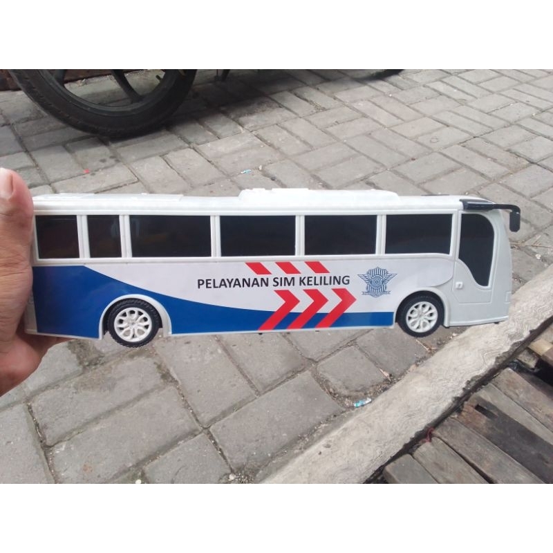 Mainan Anak Bus Plastik Bus SIM Keliling