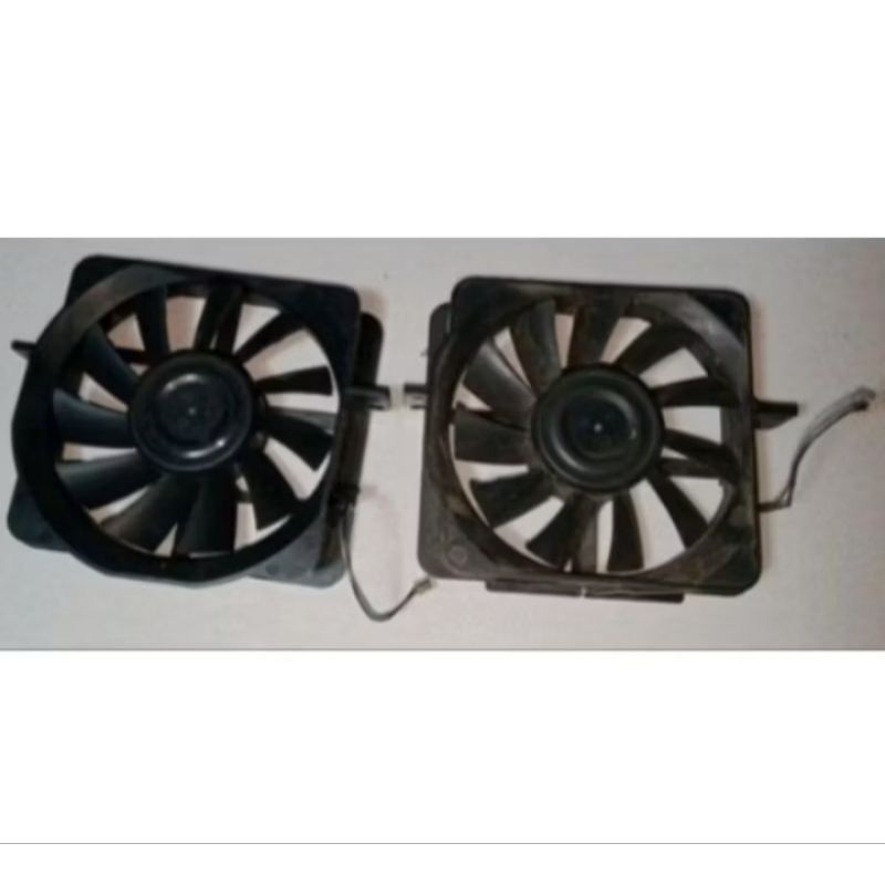 kipas ps 2 seri 3 dan 5 ori cabutan mesin ps 2 normal sudah di test harga 1 pcs