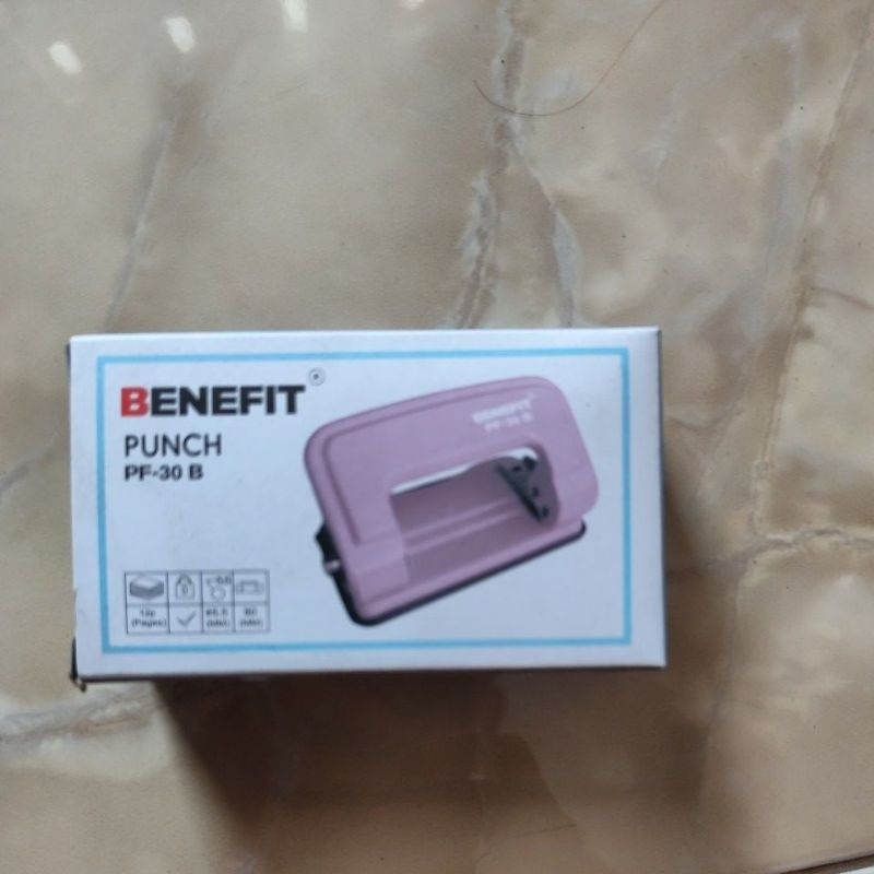 

pelubang kertas kecil merk benefit