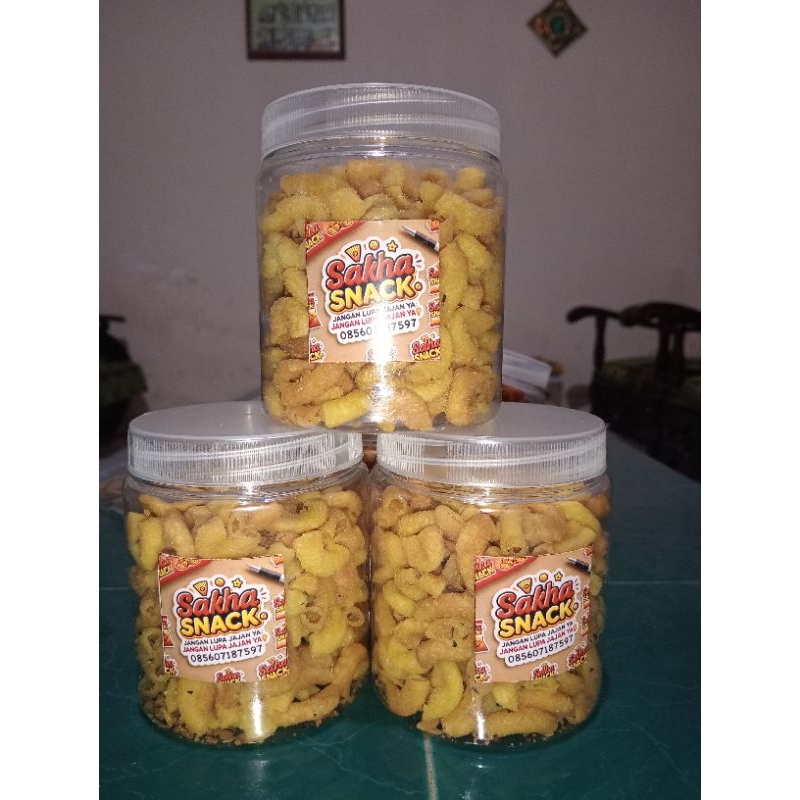 

Makaroni Bantet toples 135 gram rasa Ayam Bawang Sakha Snack