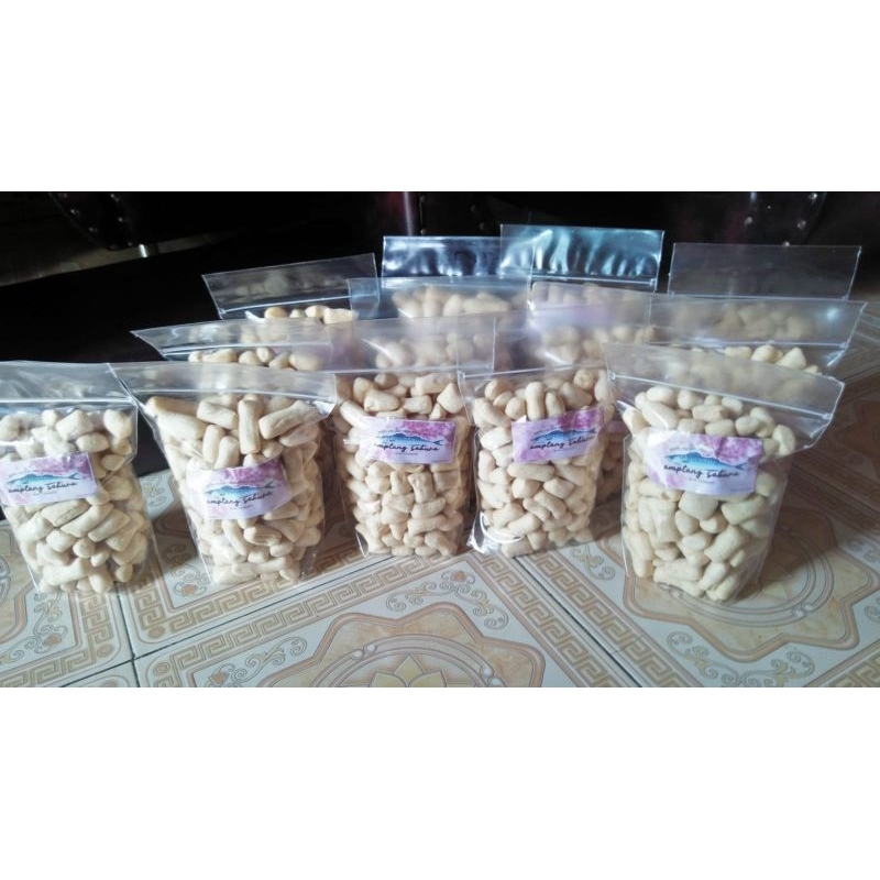 

Amplang Sakura Ikan Tenggiri