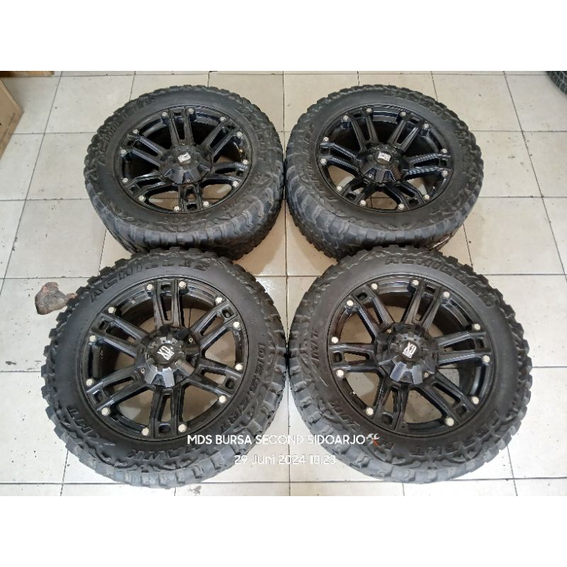 velg mobil bekas xd series ring20 lebar 9 baut 5x127 plus ban m/t