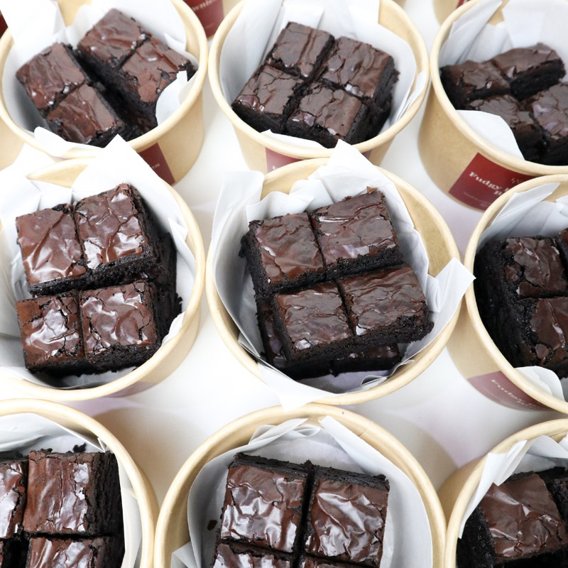 

Fudgy Brownies Bites 8oz/ 8pcs