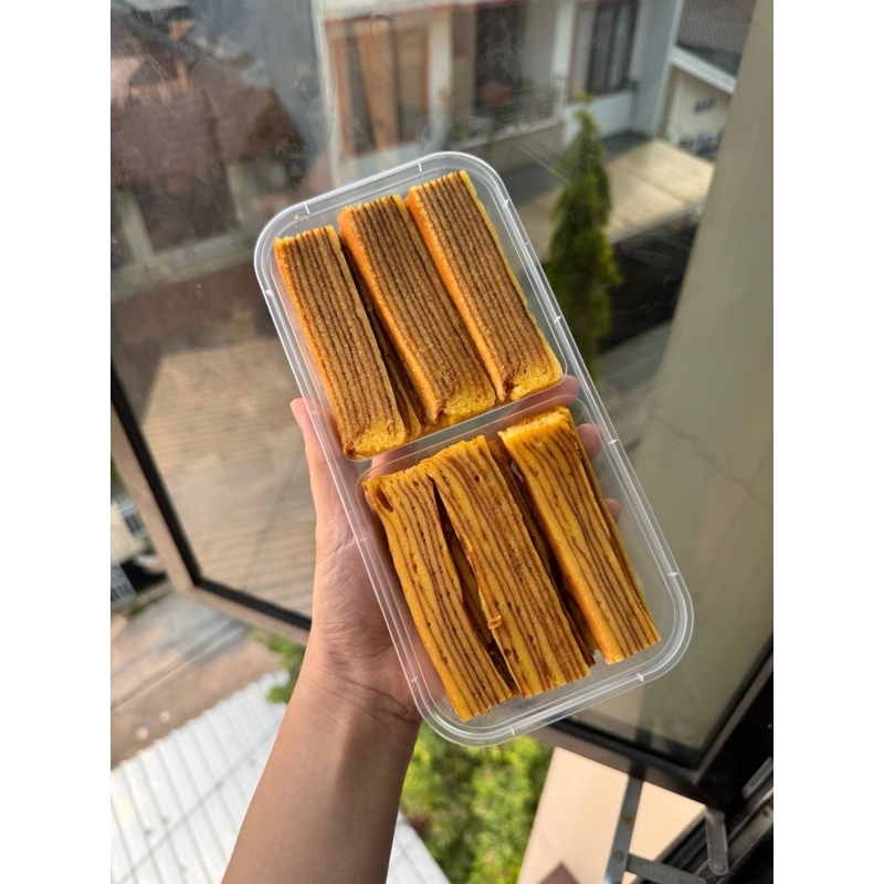 

Lapis Legit Susu Premium 300 gram