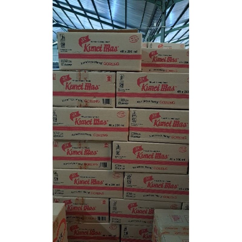 

Minyak Goreng Kunci Mas 200 ml isi 48 pouch | KUNCIMAS 200ML