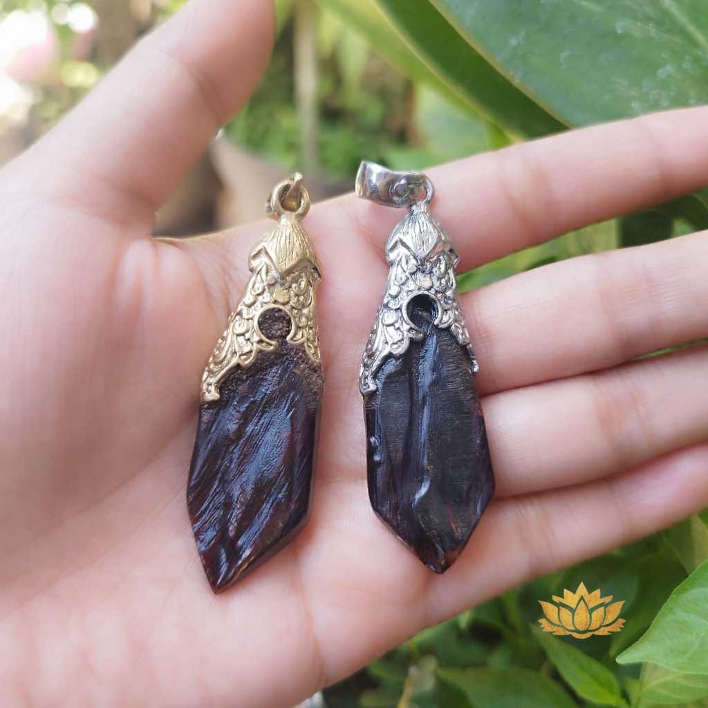 Kalung Akar Bahar Hitam Alpaka Ukir