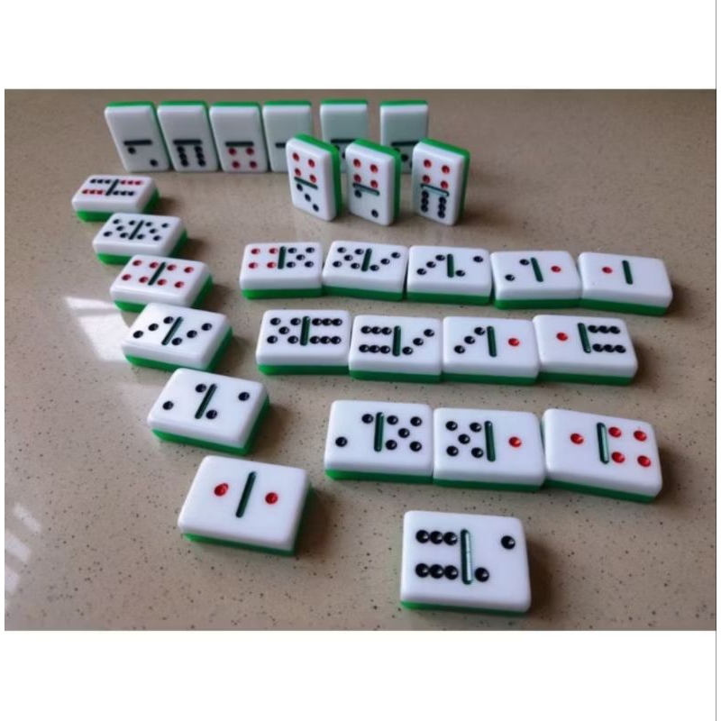 Batu Gaplek/Batu Domino/Domino