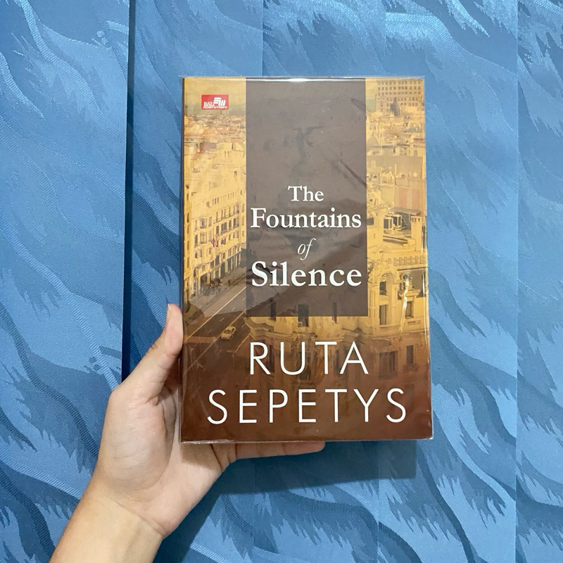 [Preloved Ori] The Fountain of Silence-Ruta Sepetys