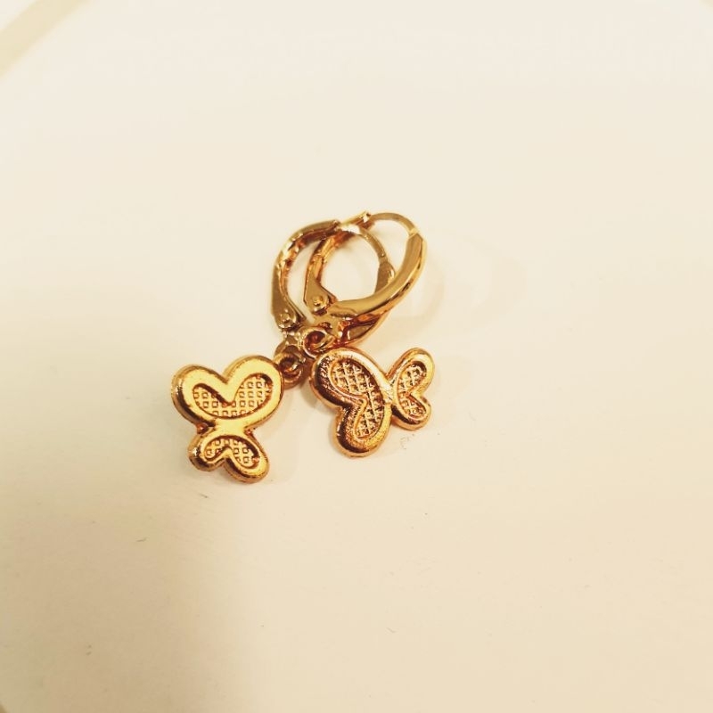 anting xuping hoop jepit model kupu kupu simple cocok dipakai harian dan segala acara anti karat kua