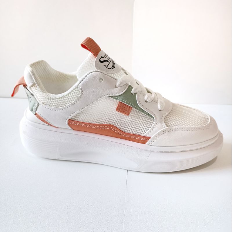 Ellis-Sepatu Sport Wanita-890