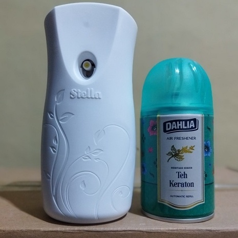 Belanja disini Stella Matic Pengharum Ruangan Device Set Box  Dahlia Teh Keraton  Balinese Jasmine S