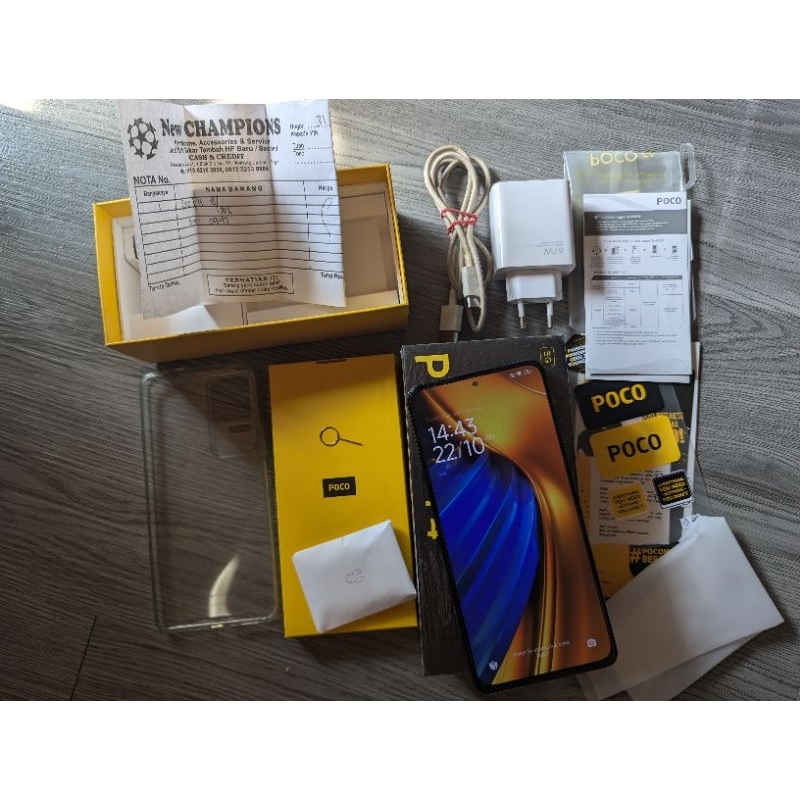 Poco F4 8/256 hp bekas xiaomi Snapdragon 870