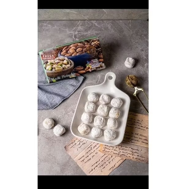

Mochi Pistachio - isi 15 Butir