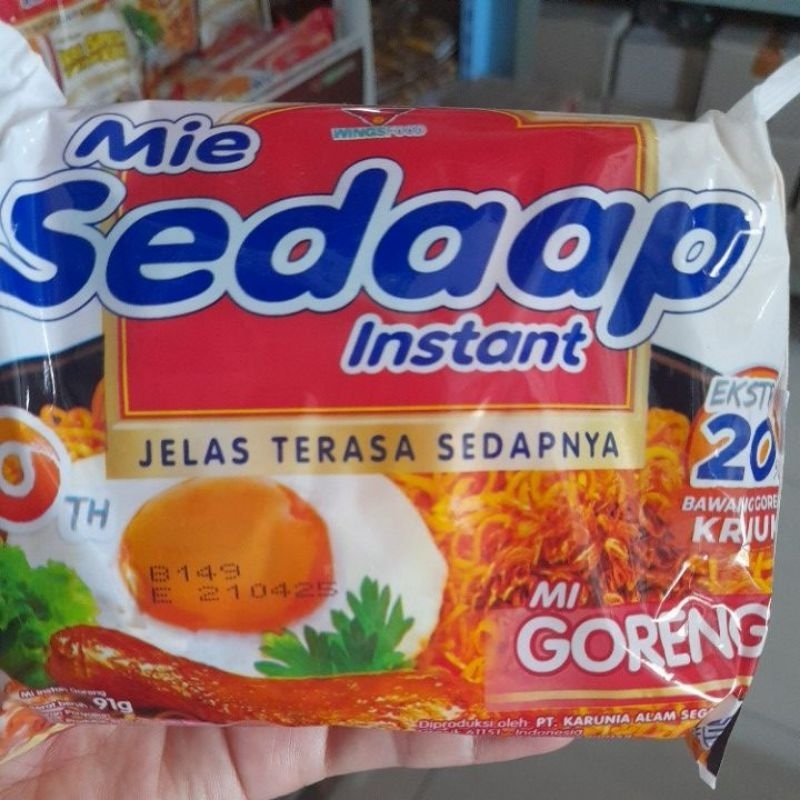 

Mie Sedaap Goreng 1 dus isi 40 mie sedap