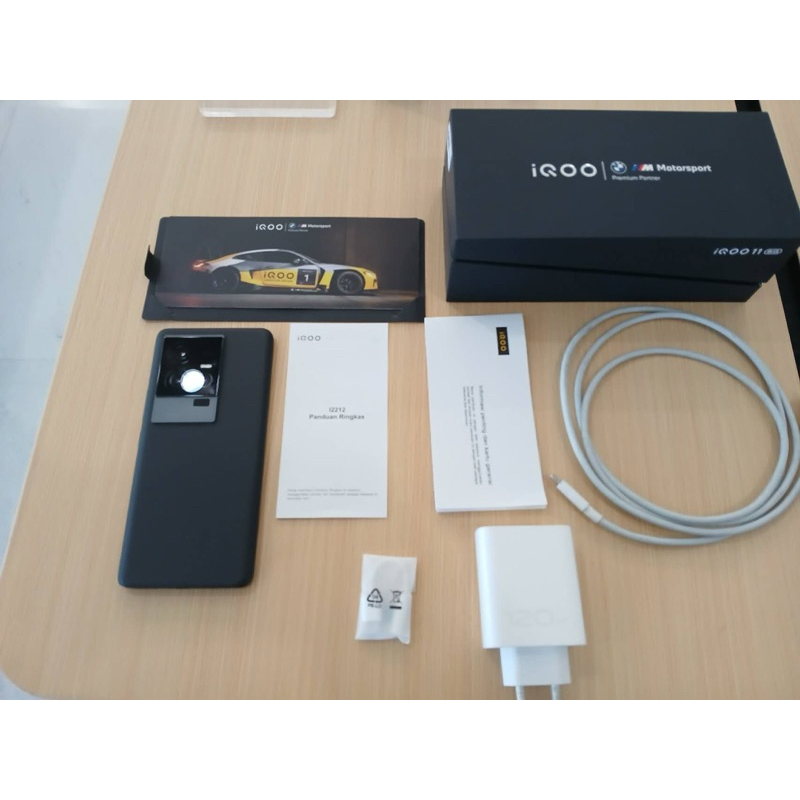 SOLD OUT! iQOO 11 (second like new)
