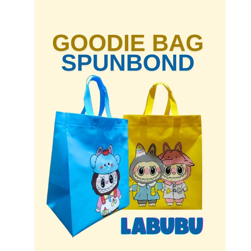 

1 PCS - Goodie Bag Spunbond KARAKTER LABUBU UK 20X25X8 & 35X28X20 Ketebalan 100 GSM #Kreasi.Mewarnai