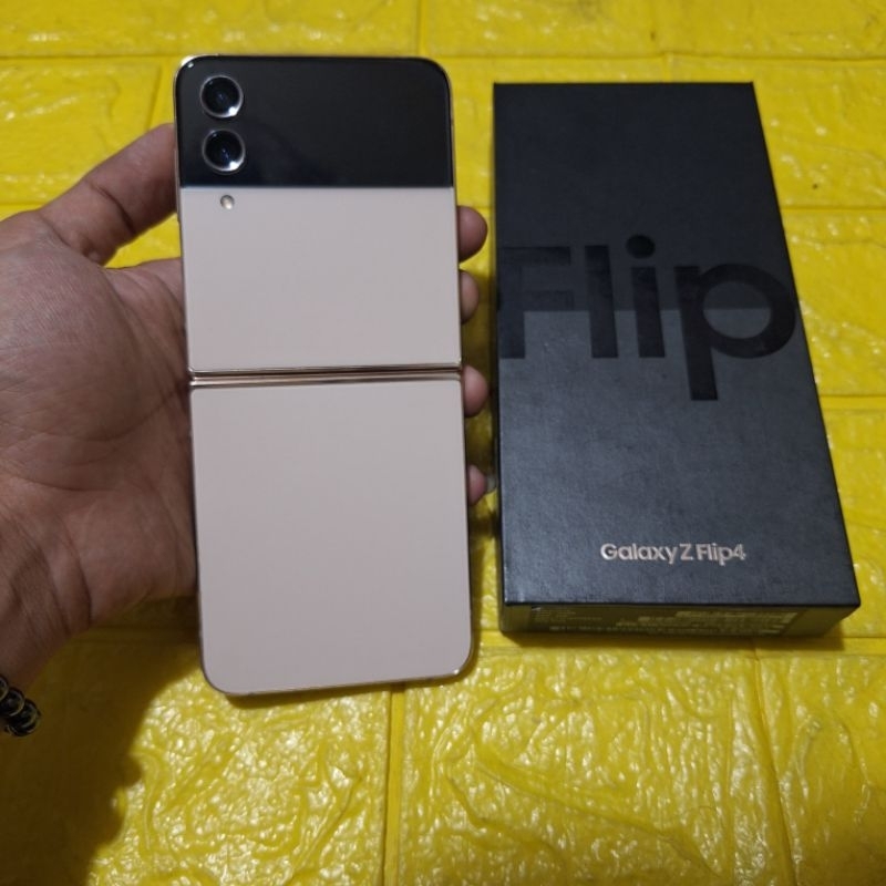 Samsung Z Flip 4 5G rom 128gb, 256gb, 512gb resmi SEIN INDONESIA