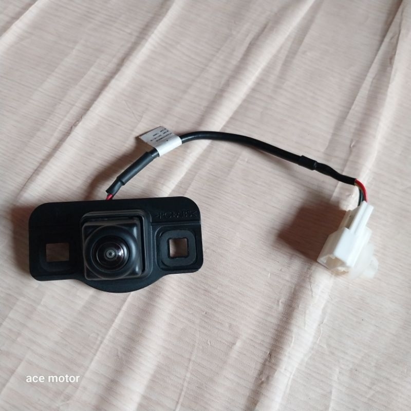 kamera mundur kamera parkir mundur mitsubishi xpander original