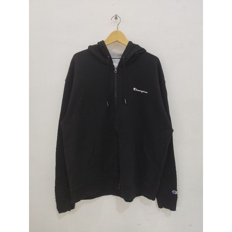 @pernahbaru.idn_ Champion Reverse Weave Zip Hoodie