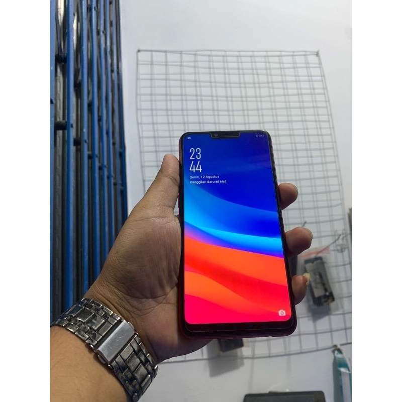 Hp Oppo A3s hp normal siap pake batre masih ORI ram 2/16 awet siap pakai