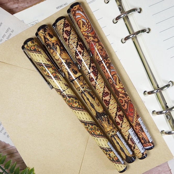 

Lebih Murah TRIFELO Pen Batik Toshiro Tinta Hitam TF343B 5 mm isi 12 pcs