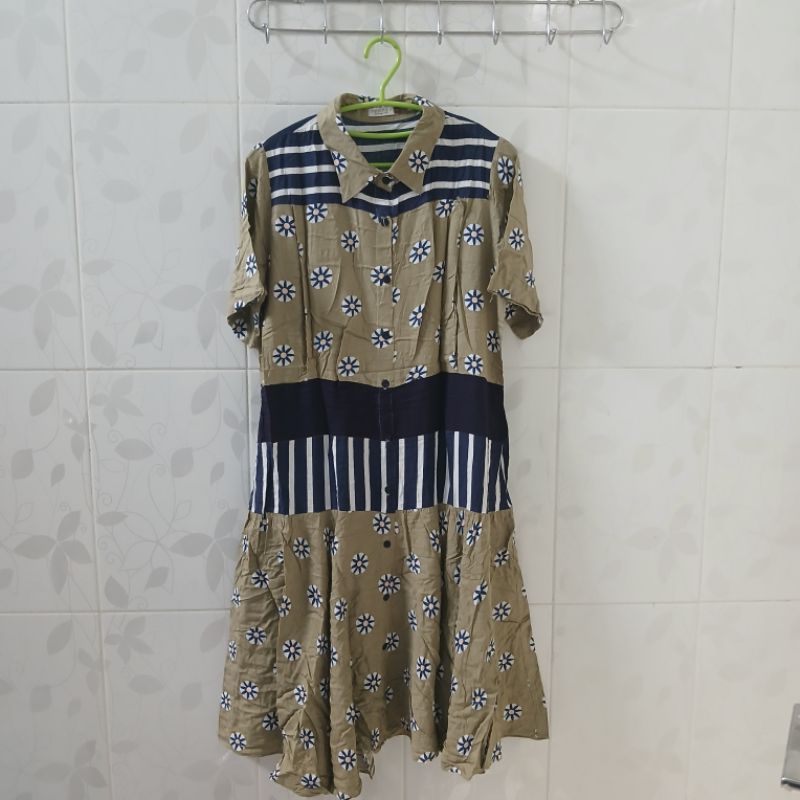 Preloved - Nyonya Nursing Wear - Nersa Dress